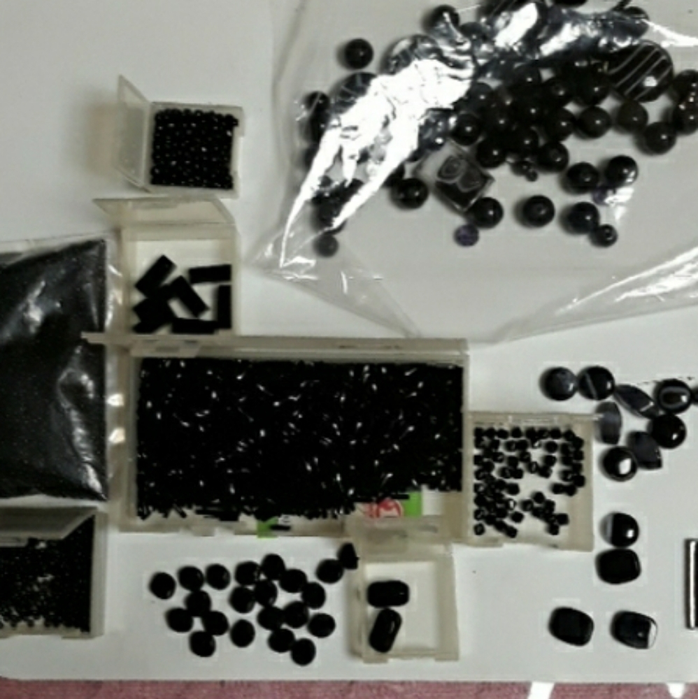 🔥50%off🔥Black assorted beads - Picture 9 of 16